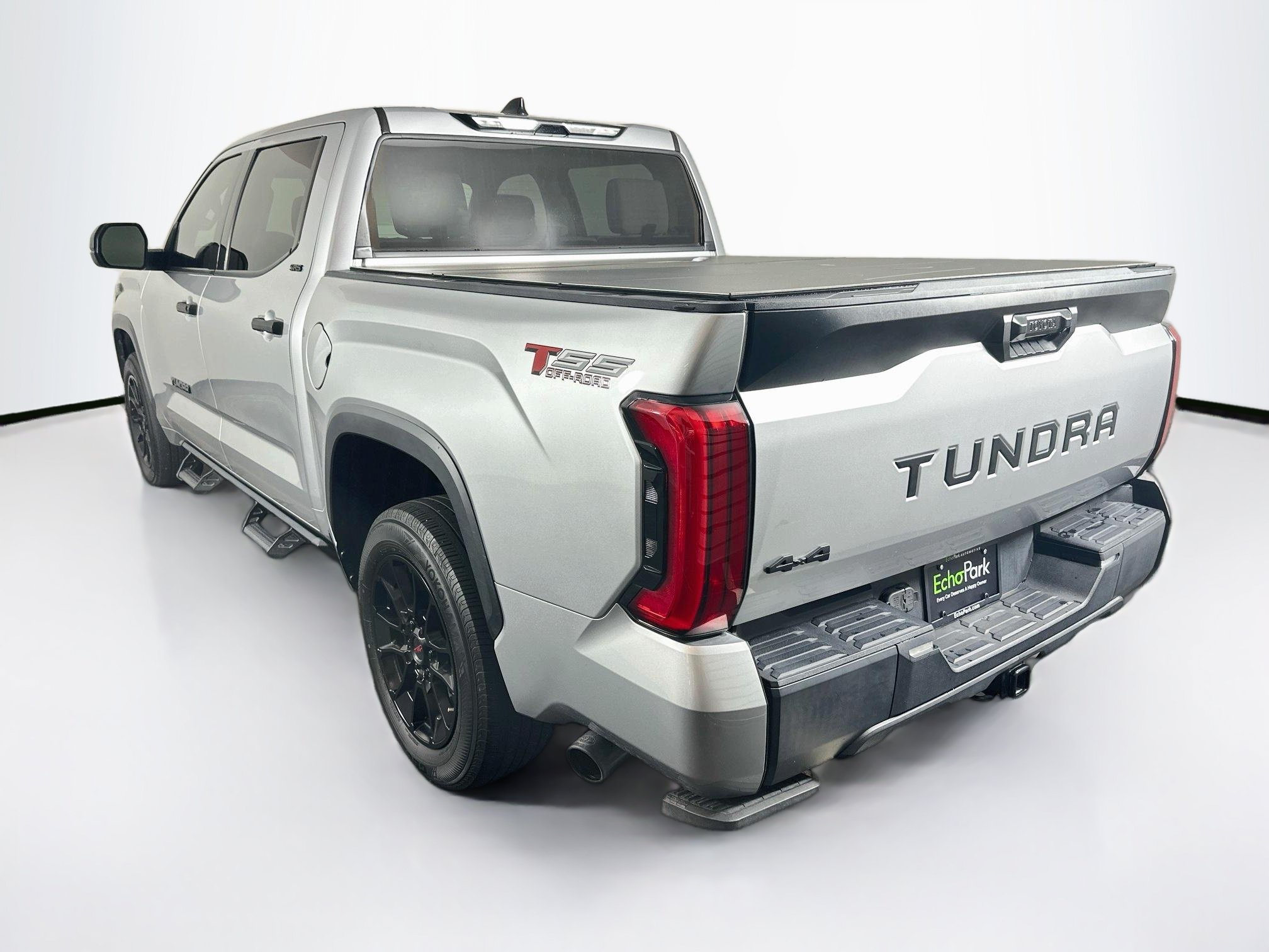 Used 2023 Toyota Tundra SR5 AWD/4WD image 5