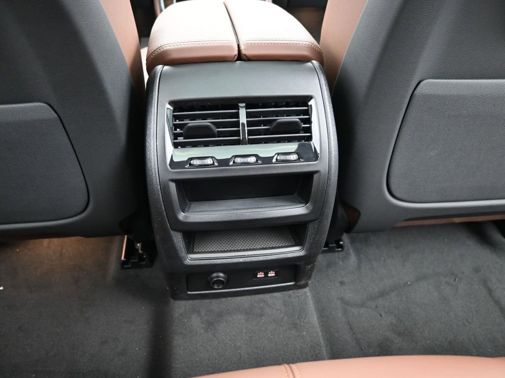 New 2026 BMW X5 xDrive40i AWD/4WD image 38