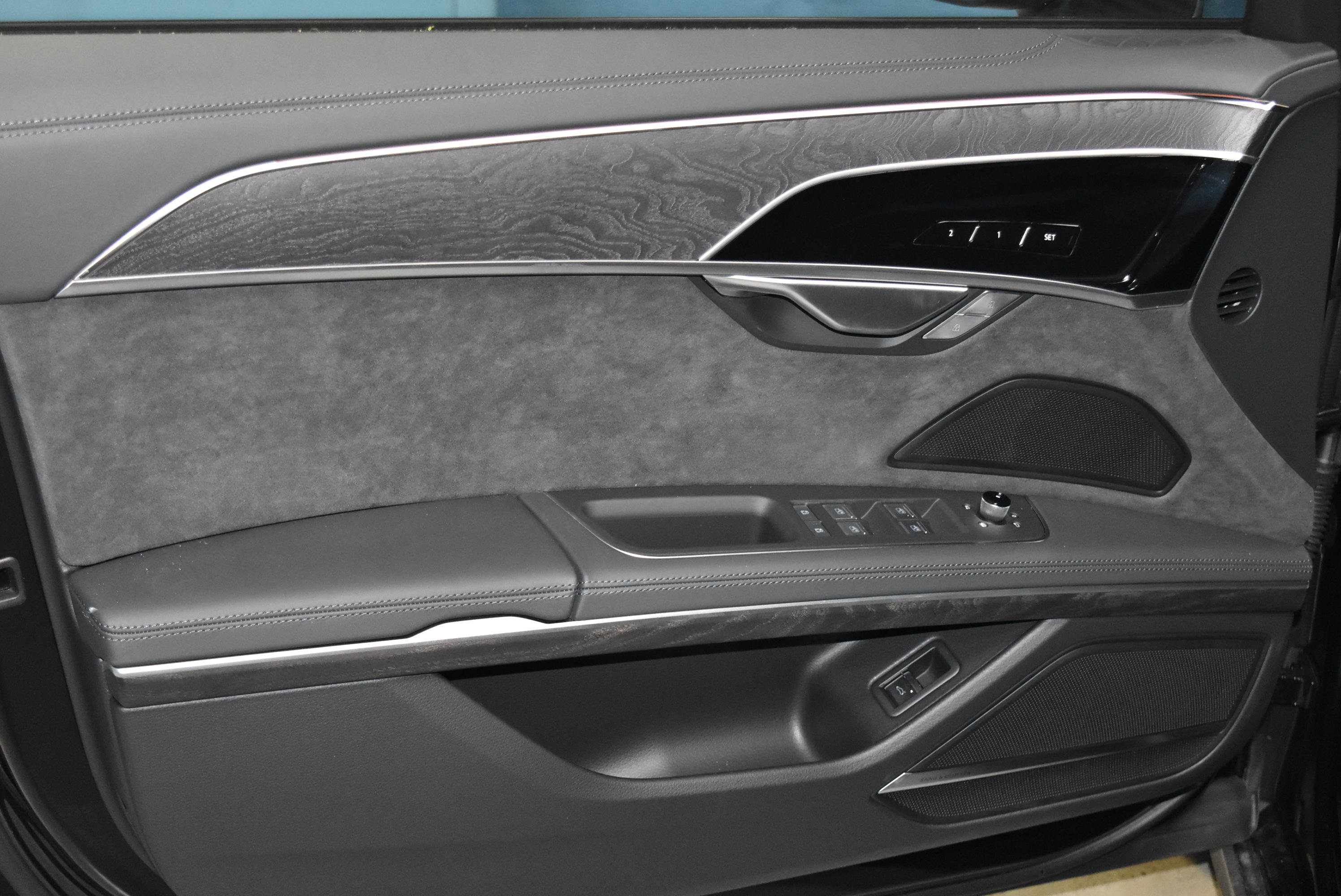 New 2026 Audi A8 L 3.0T AWD/4WD image 3