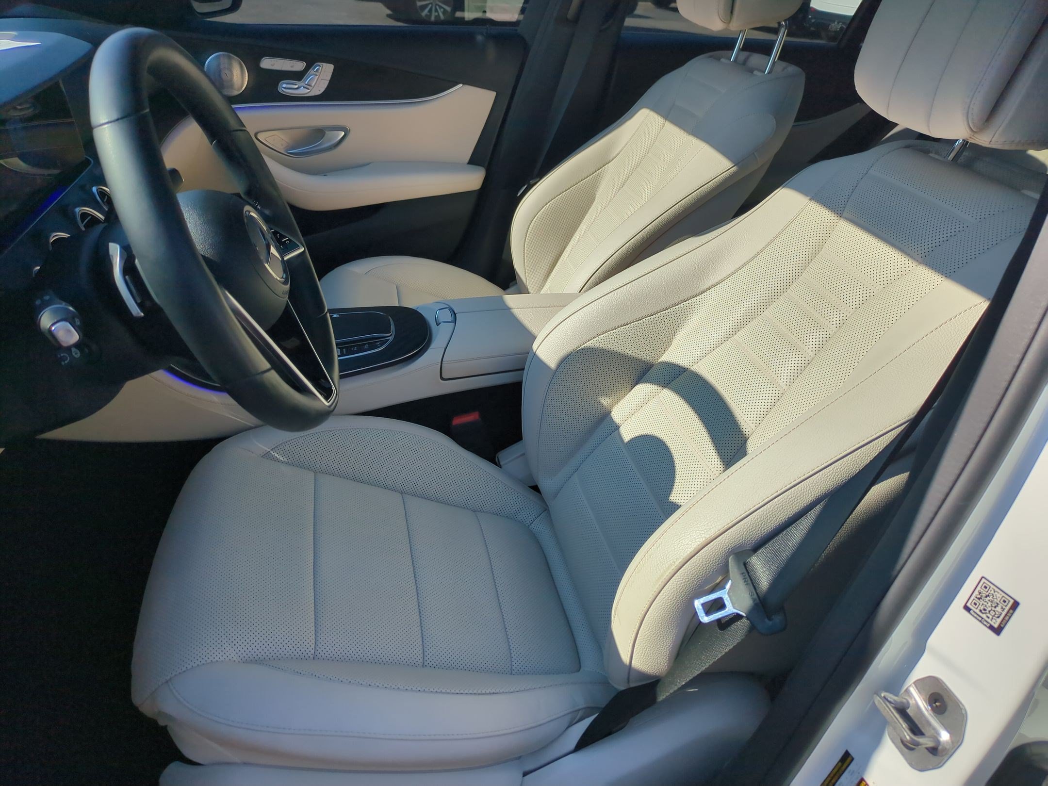 Used 2022 Mercedes-Benz E 450 4MATIC Sedan image 15