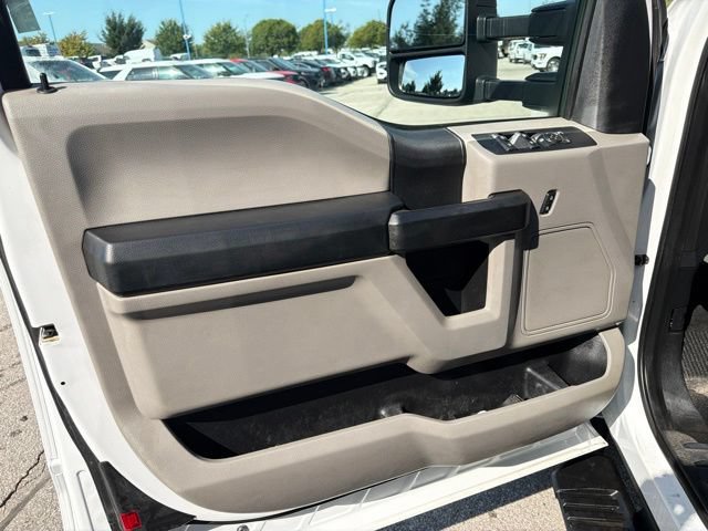 Used 2018 Ford F550 4x4 SuperCab Super Duty image 21