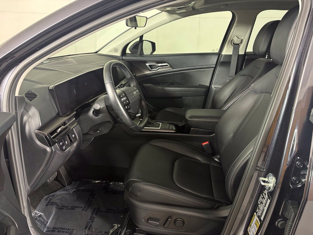 Used 2026 Kia Sportage EX w/ EX Panorama Roof Package FWD image 16