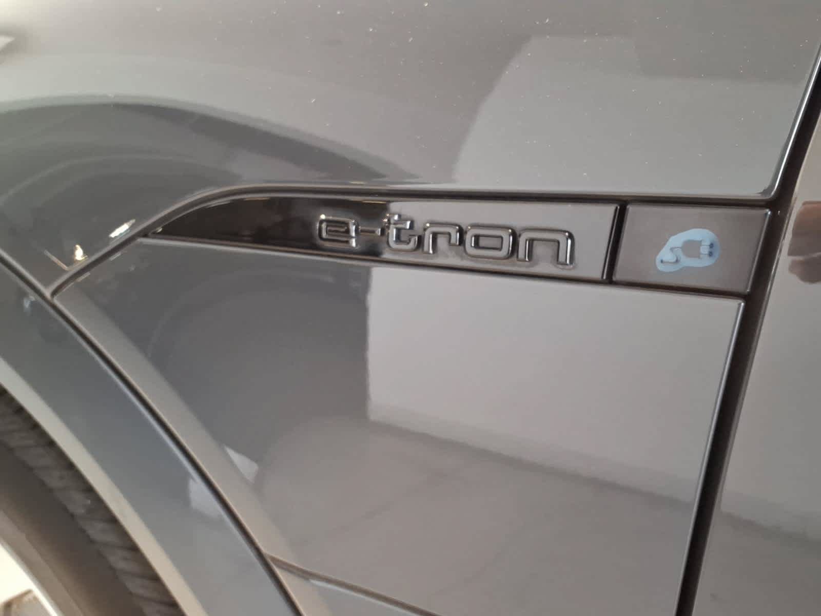 Used 2024 Audi Q8 e-tron Prestige w/ Prestige Package AWD/4WD image 28