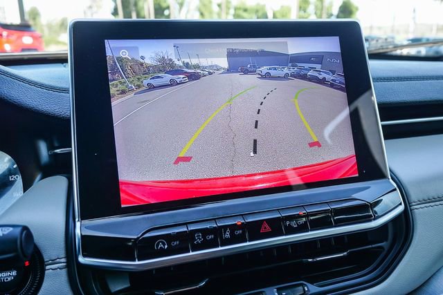 Used 2025 Jeep Compass Limited image 26