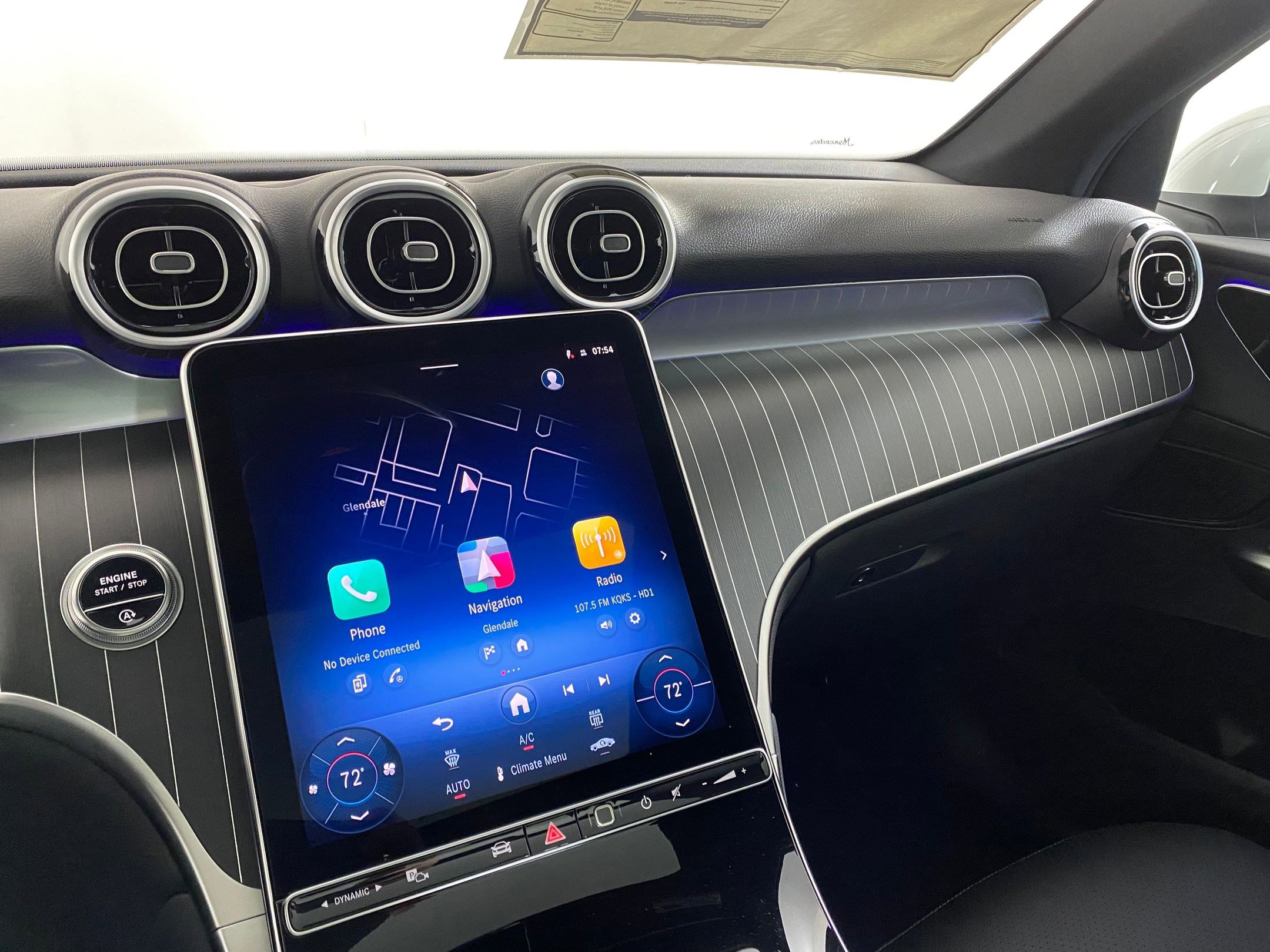 Used 2026 Mercedes-Benz GLC 300 4MATIC image 24