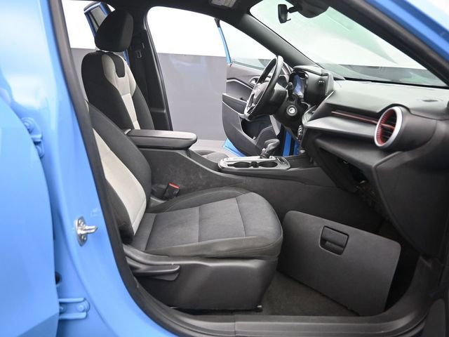 Certified 2024 Chevrolet Trax RS w/ Driver Confidence Package image 18