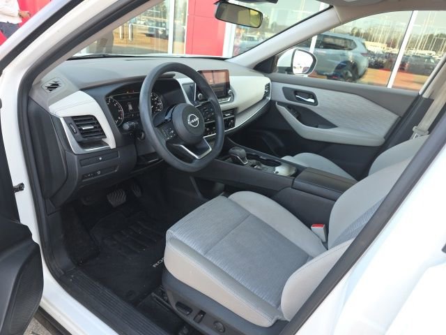 Certified 2023 Nissan Rogue SV image 9