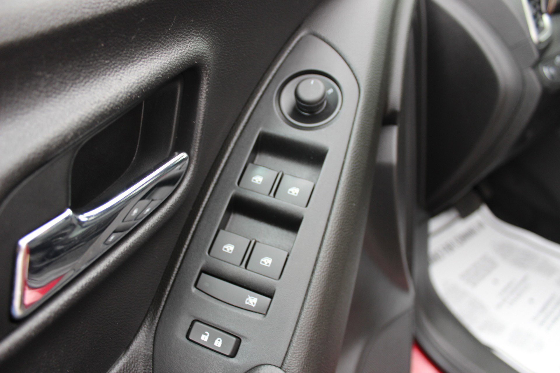 Used 2019 Chevrolet Trax LT w/ LT Convenience Package image 15