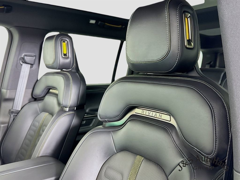 Used 2026 Rivian R1S Adventure image 44