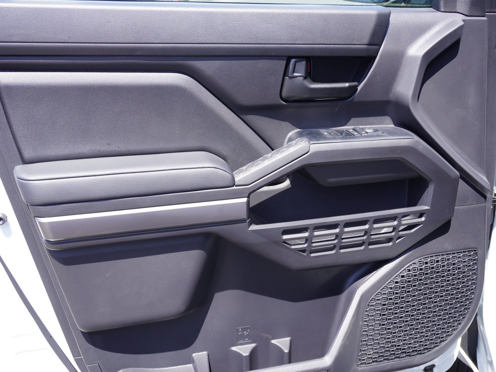 New 2026 Toyota Tacoma SR5 RWD image 12
