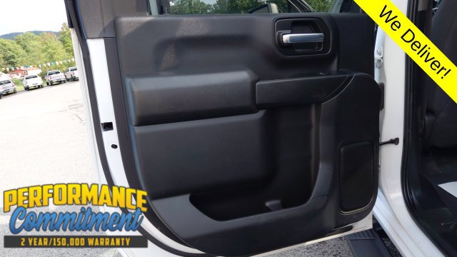 Used 2022 Chevrolet Silverado 2500 Custom w/ Custom Value Package AWD/4WD image 21