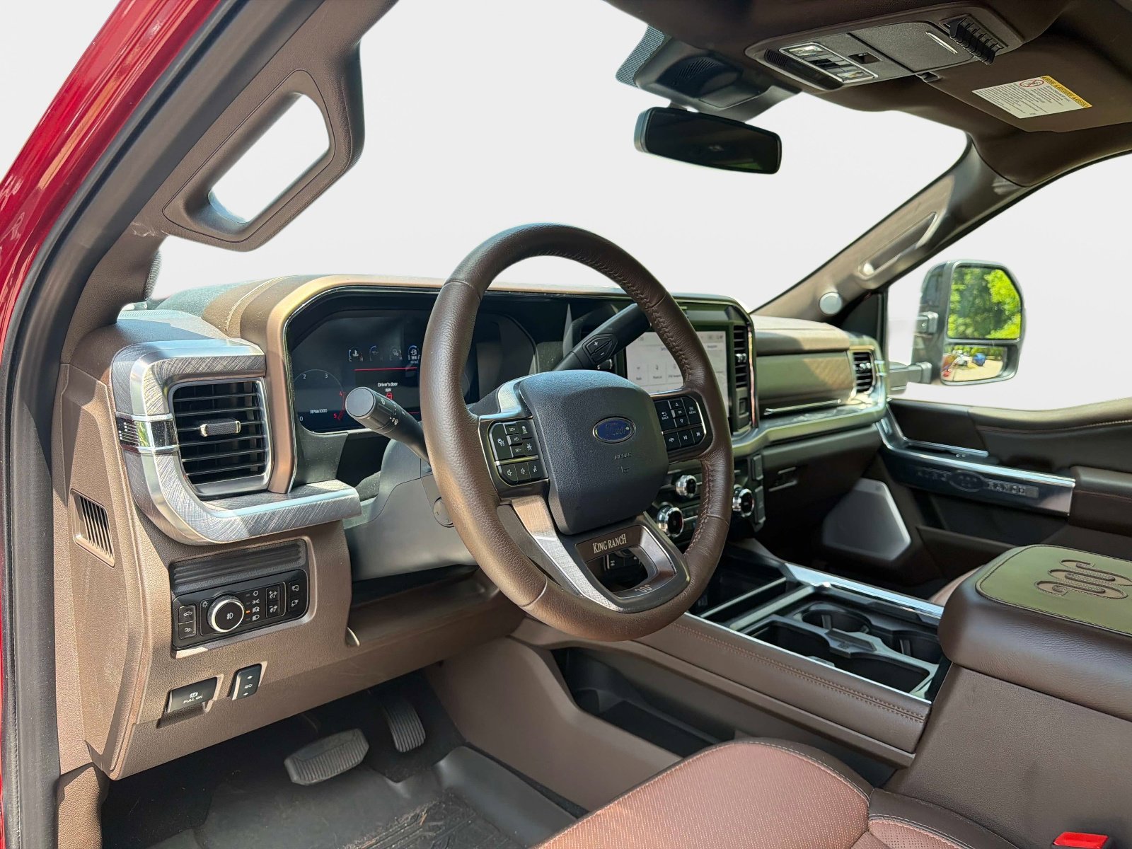 Used 2025 Ford F350 King Ranch AWD/4WD image 19