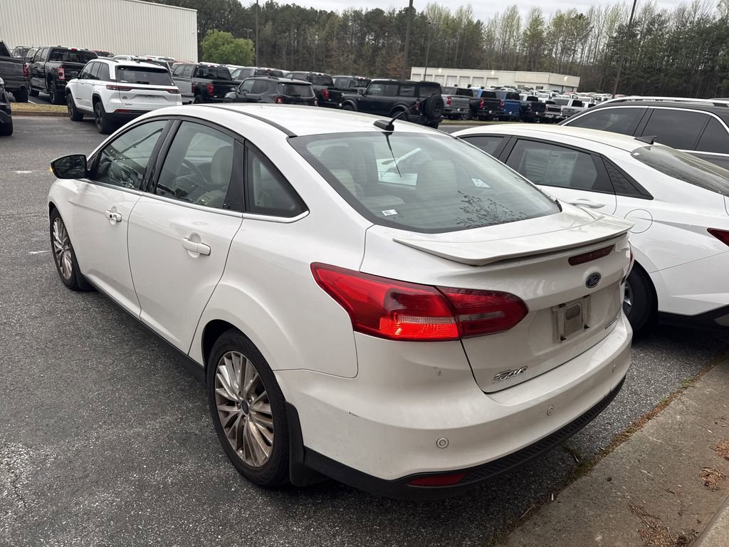 Used 2017 Ford Focus Titanium w/ Titanium Technology Package image 15