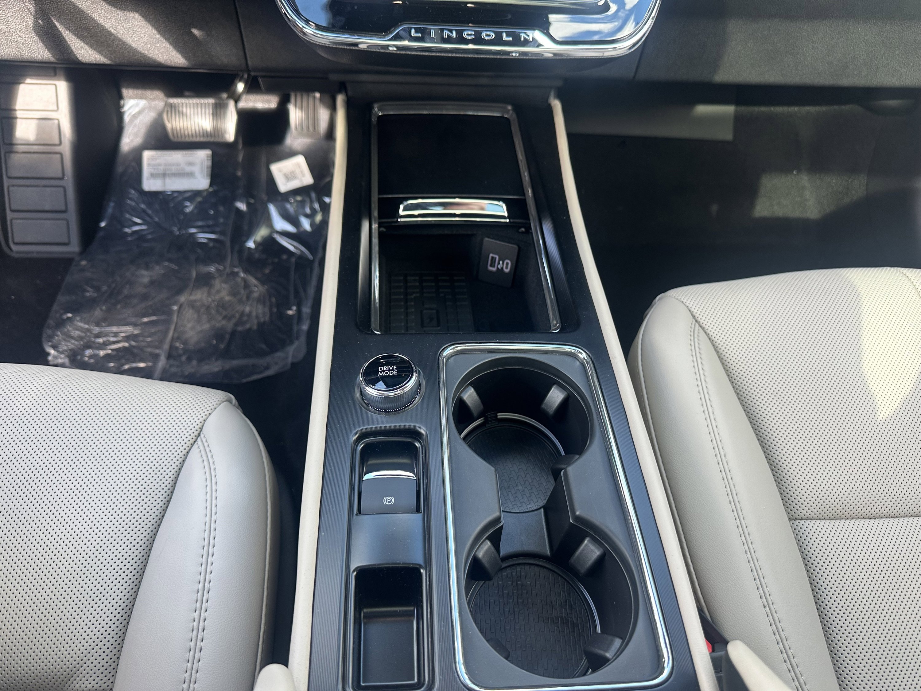 New 2025 Lincoln Corsair Grand Touring w/ Equipment Group 301A image 13