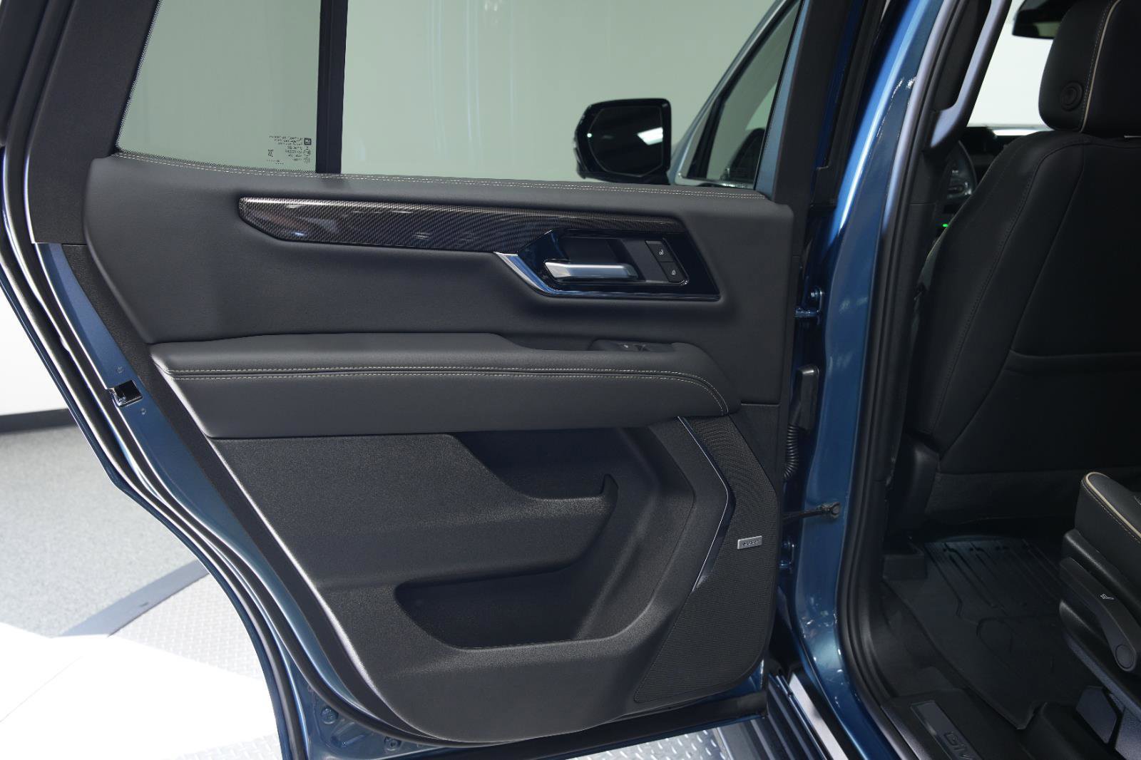 New 2026 GMC Yukon Elevation image 18
