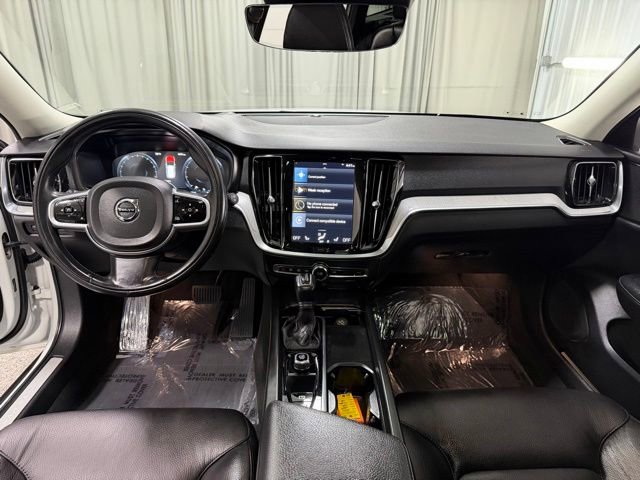 Used 2022 Volvo V60 T5 Cross Country w/ Advanced Package AWD/4WD image 13
