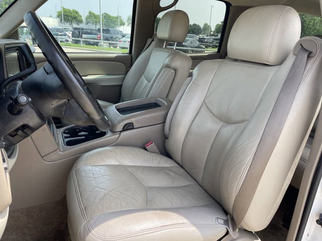 Used 2003 GMC Yukon XL SLT w/ 1SD Preferred Equipment Group RWD image 14