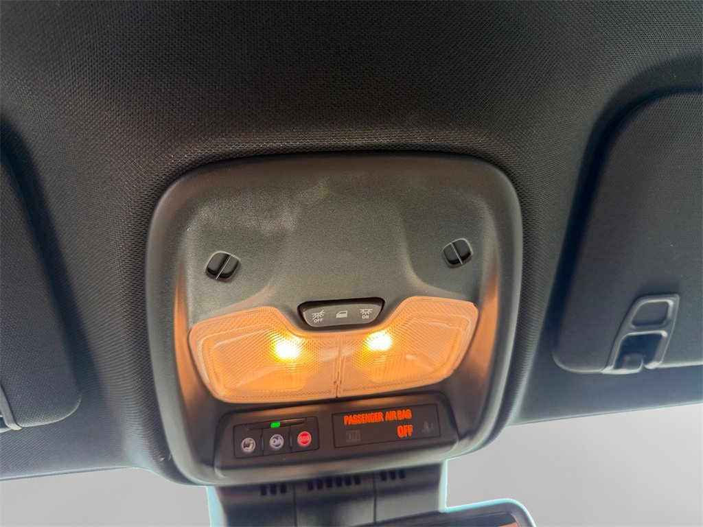 Used 2024 Chevrolet Colorado LT w/ LT Convenience Package II image 23