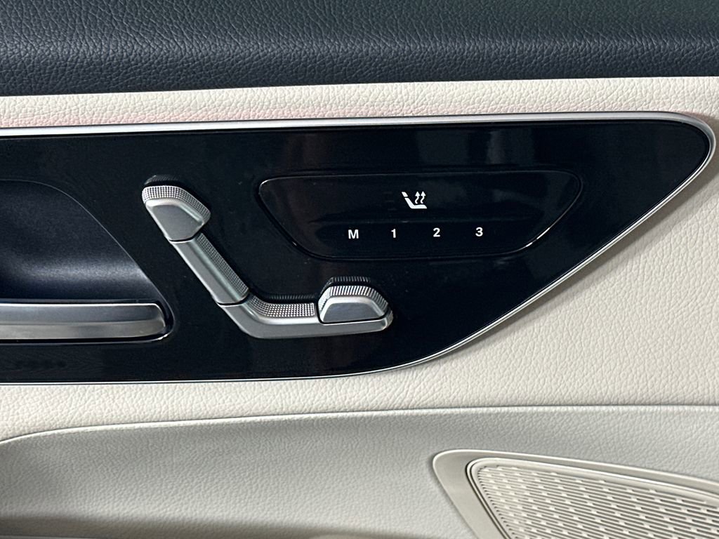 Certified 2026 Mercedes-Benz GLC 300 4MATIC image 11