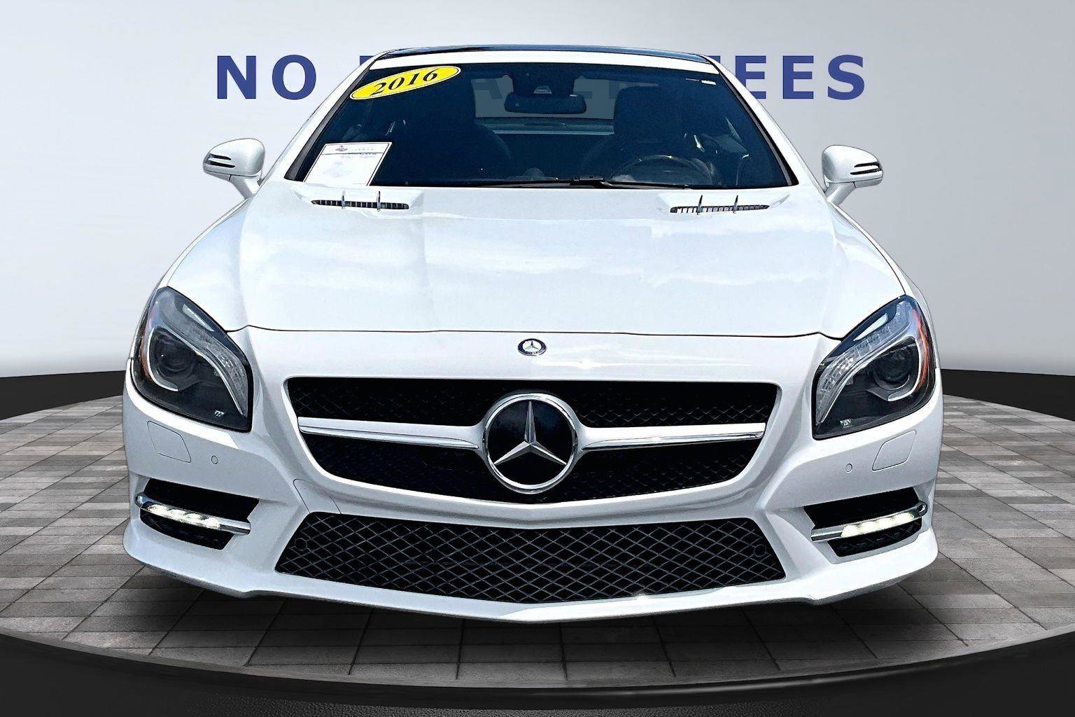 Used 2016 Mercedes-Benz SL 400 image 2