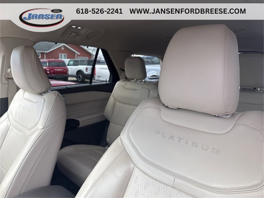 Used 2022 Ford Explorer Platinum w/ Equipment Group 601A image 10