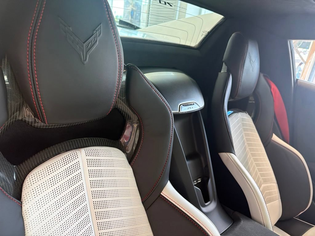 Certified 2023 Chevrolet Corvette Stingray Premium Conv RWD image 12