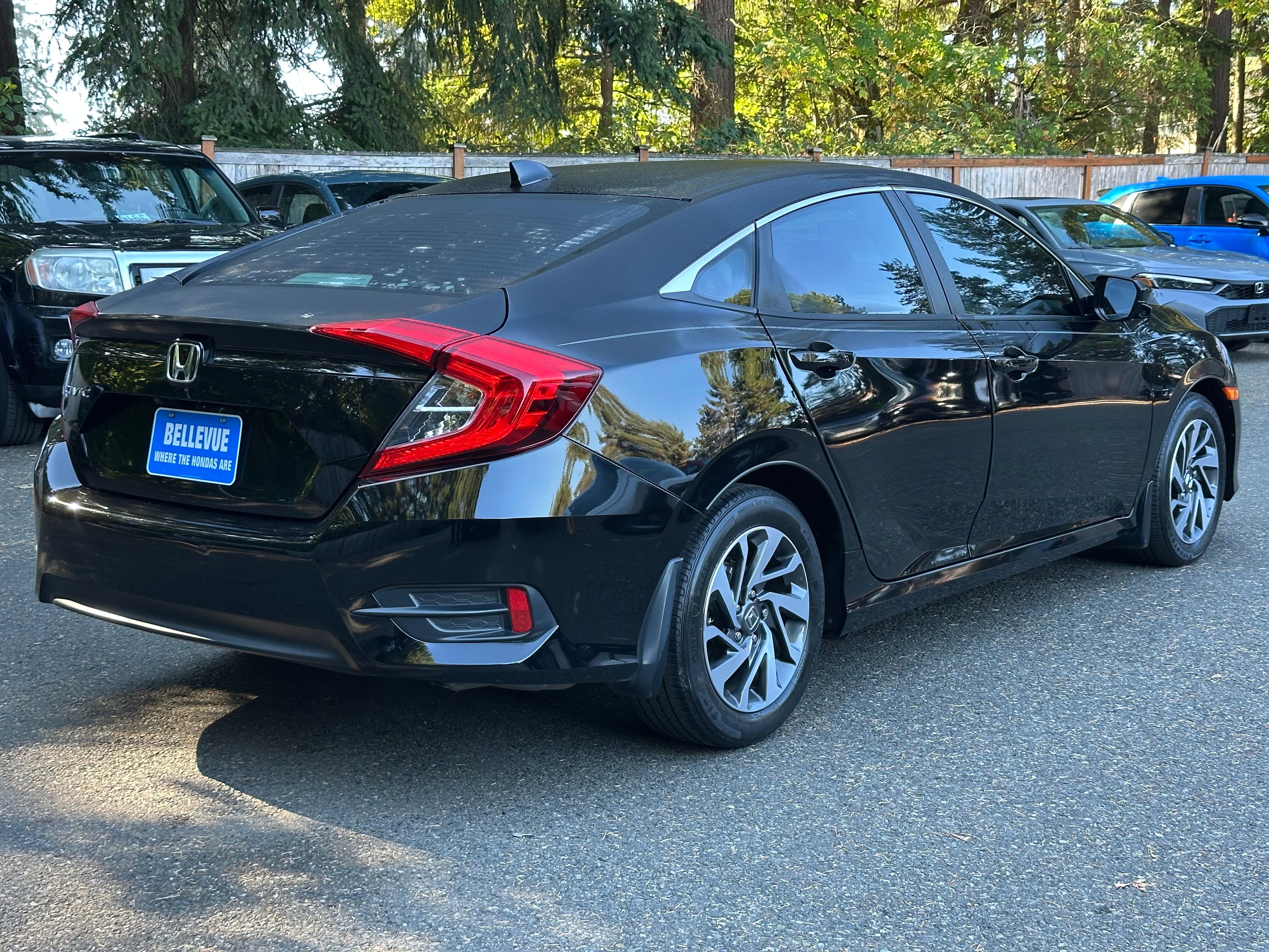 Used 2018 Honda Civic EX image 7