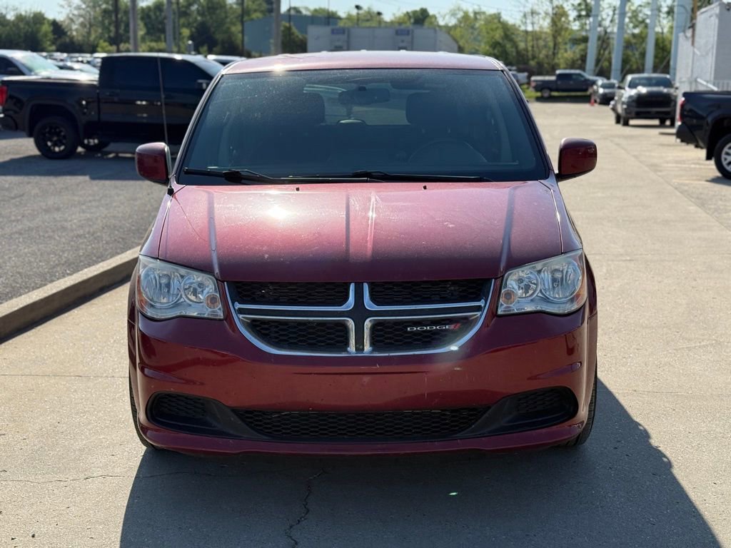 Used 2014 Dodge Grand Caravan SE image 3