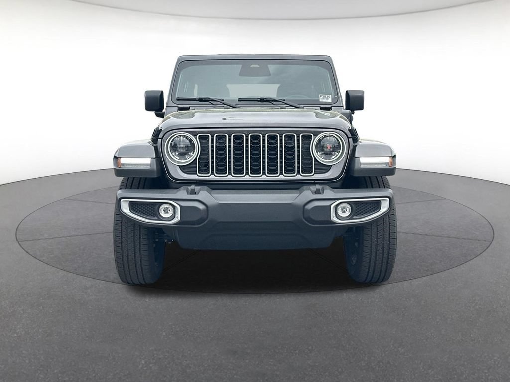 Certified 2025 Jeep Wrangler Unlimited Sahara AWD/4WD image 9