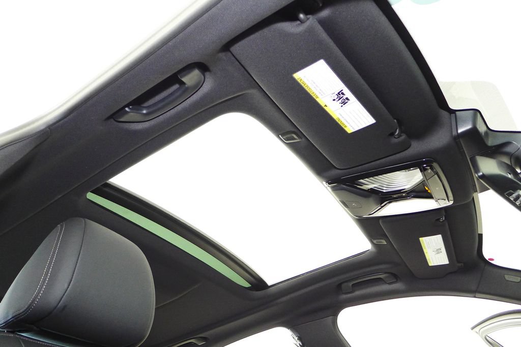 Used 2023 BMW 530i w/ Convenience Package RWD image 18