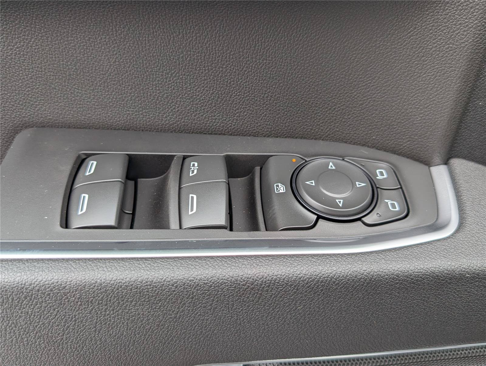 New 2025 Chevrolet Silverado 1500 RST AWD/4WD image 15