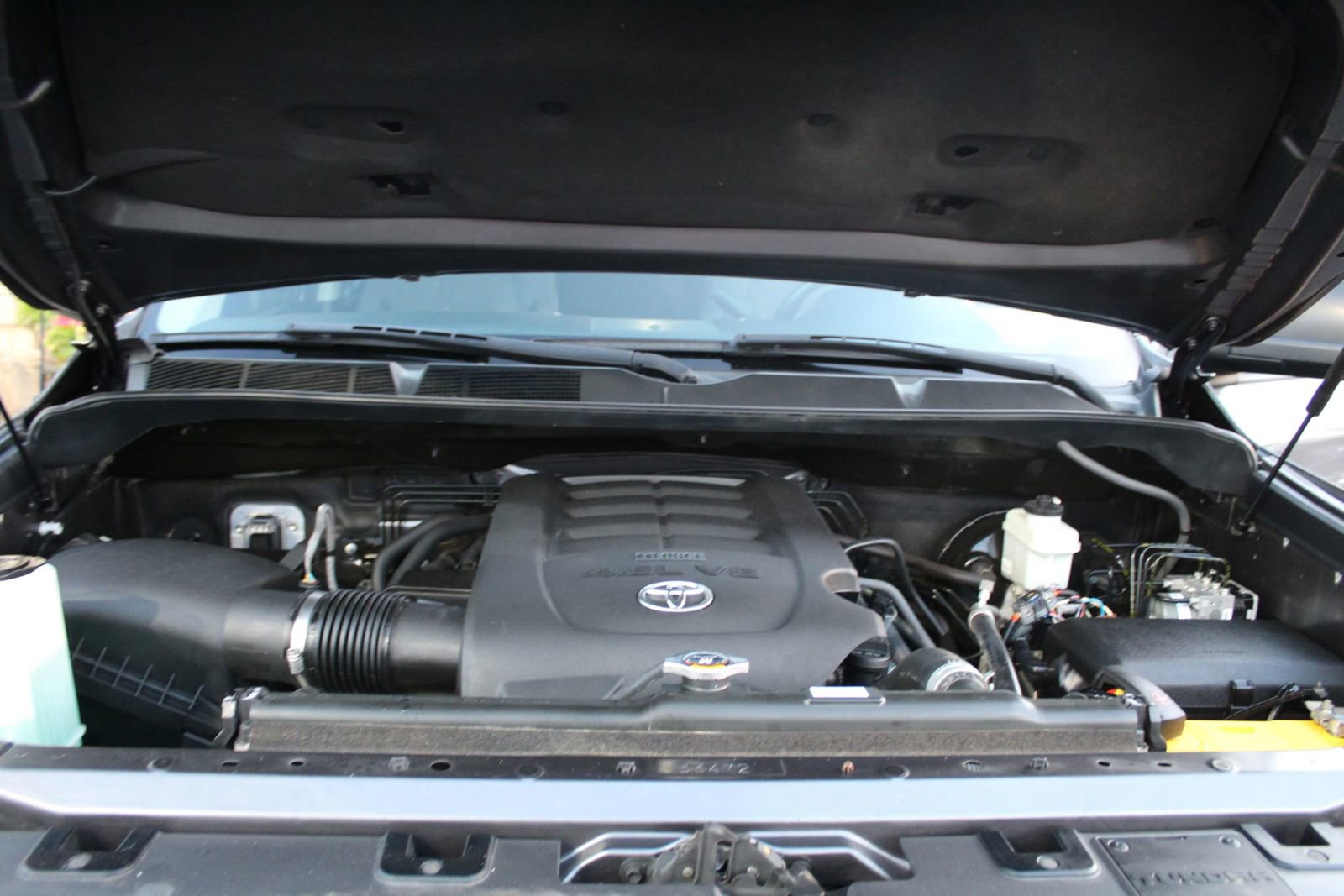 Used 2018 Toyota Tundra SR5 RWD image 26