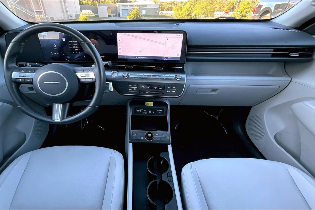 Used 2025 Hyundai Kona SEL FWD image 9