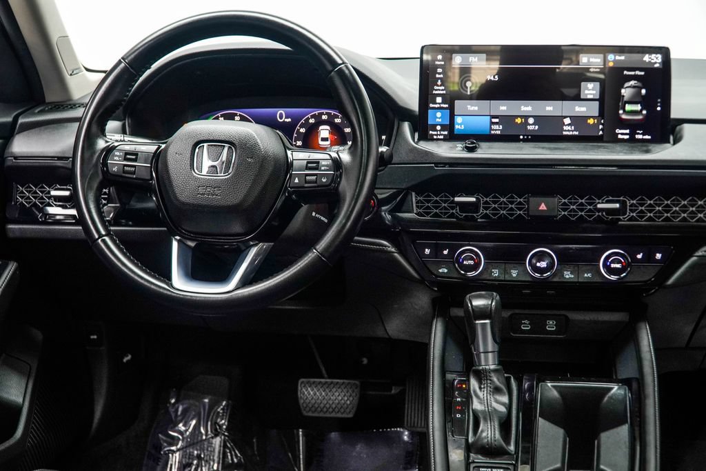 Used 2023 Honda Accord Touring image 18