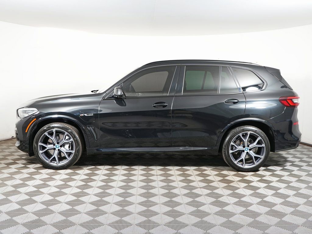 Used 2022 BMW X5 xDrive45e w/ M Sport Package image 2
