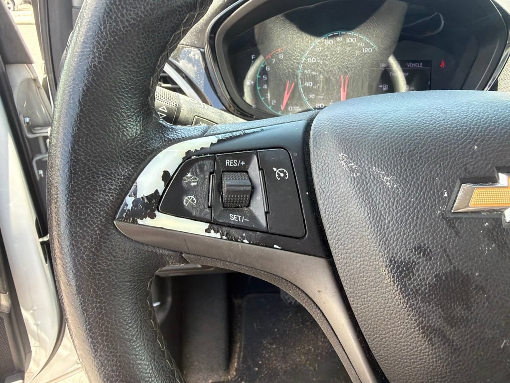 Used 2019 Chevrolet Spark LT w/ Driver Confidence Package FWD image 17