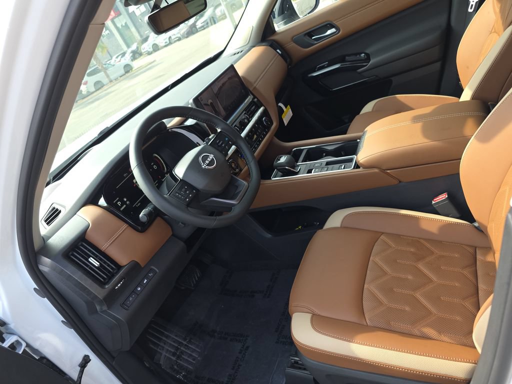 New 2026 Nissan Pathfinder Platinum FWD image 20