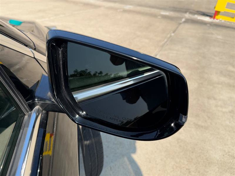 Used 2019 Cadillac XTS Luxury FWD image 16
