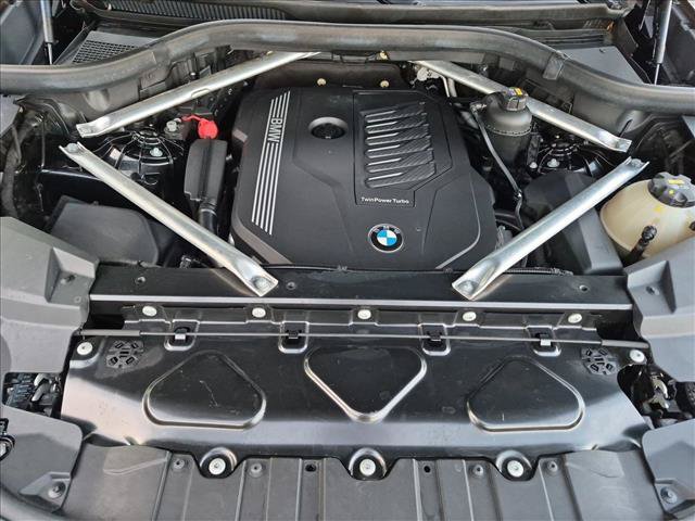 Used 2019 BMW X5 xDrive40i w/ Convenience Package AWD/4WD image 16