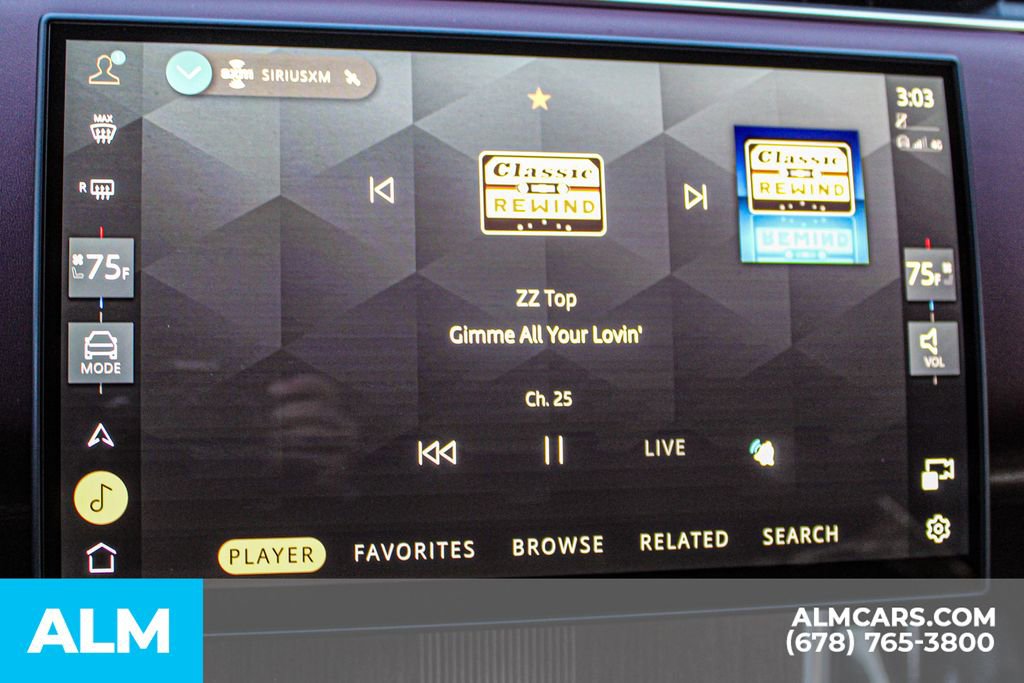 Used 2025 Land Rover Range Rover Autobiography image 33