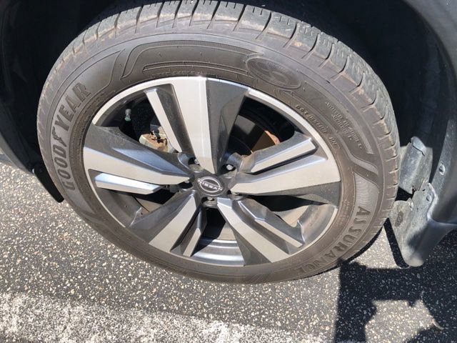 Certified 2023 Nissan Rogue SL image 12