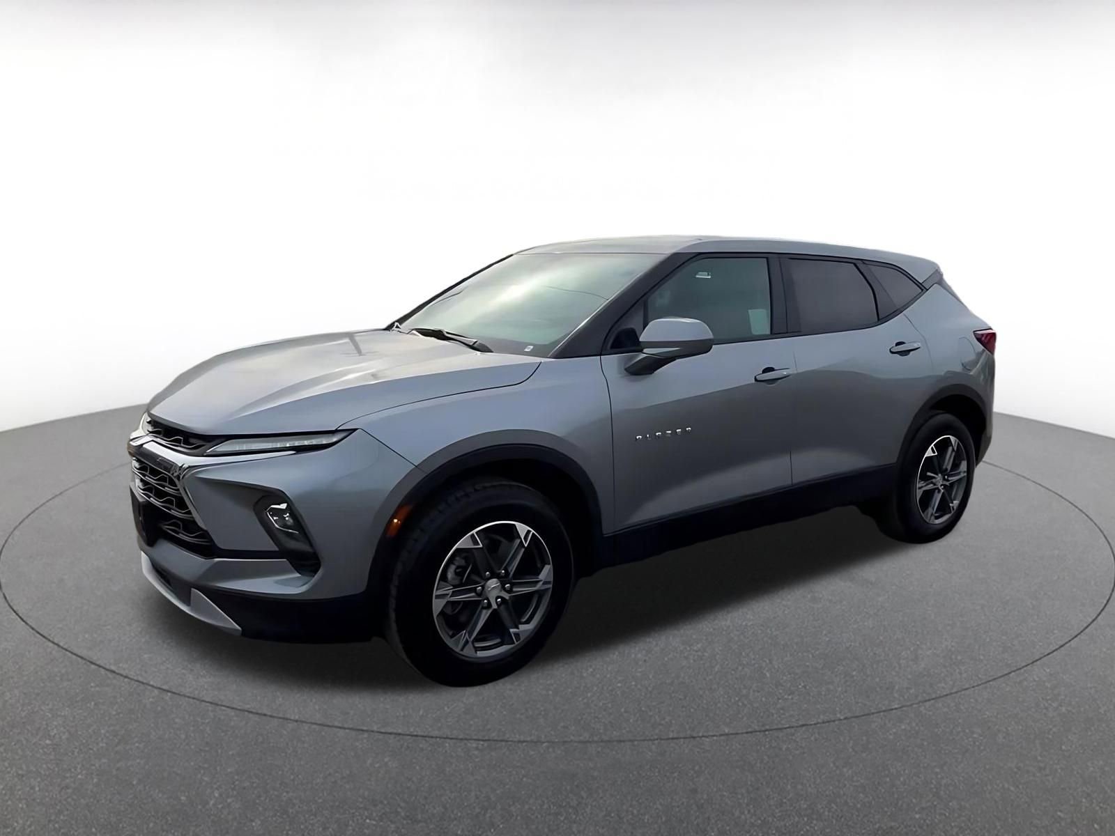 Used 2025 Chevrolet Blazer LT image 8