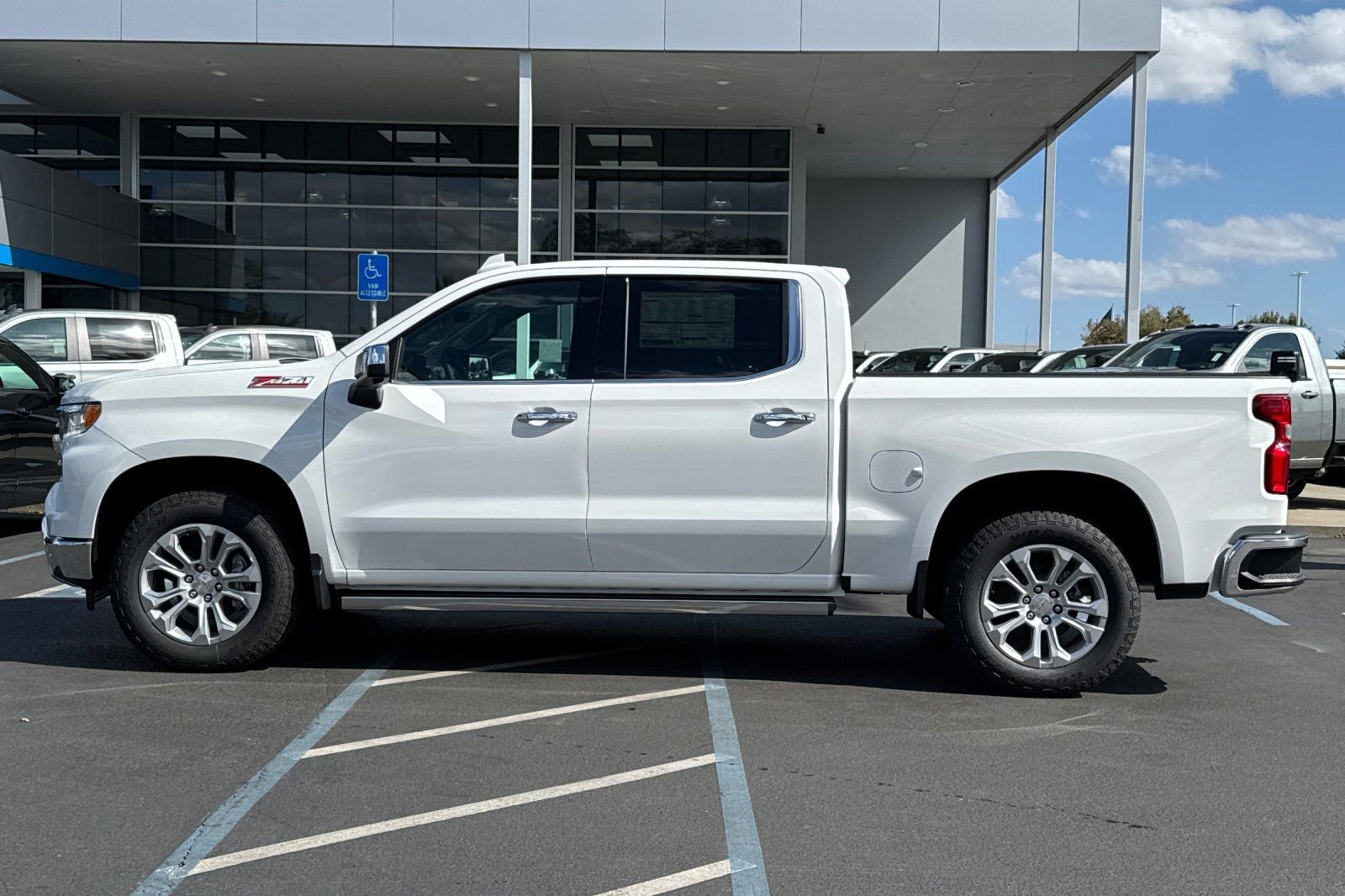 New 2026 Chevrolet Silverado 1500 LTZ AWD/4WD image 6