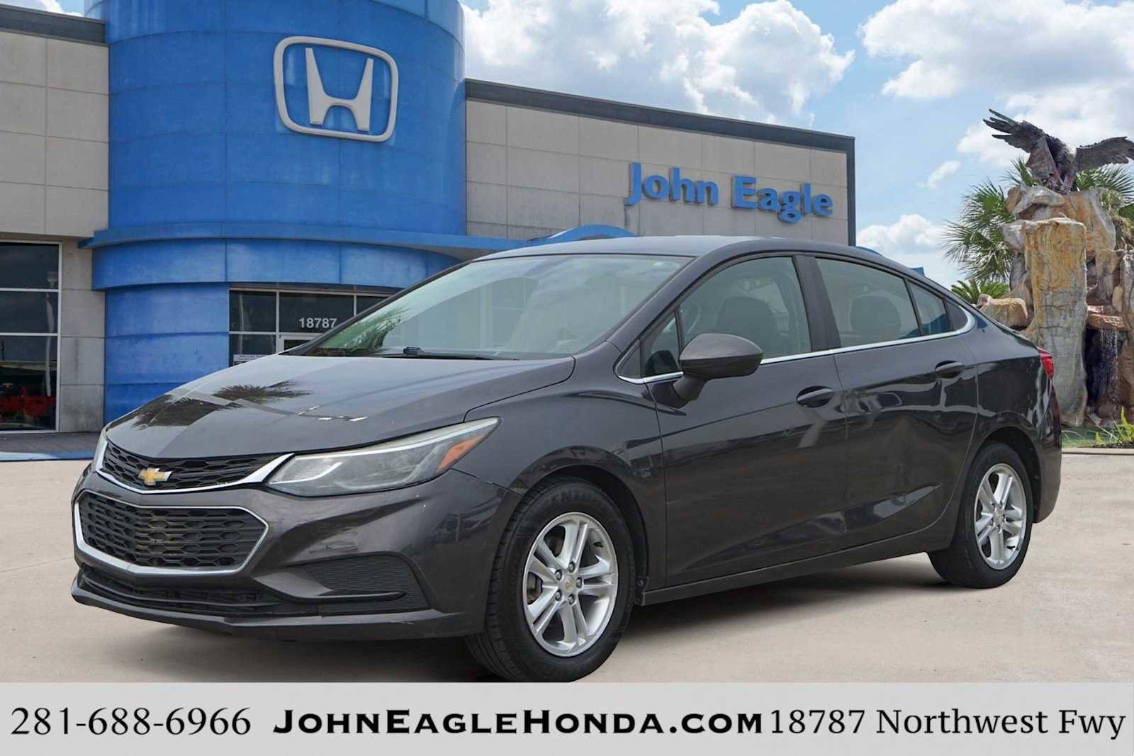 Used 2016 Chevrolet Cruze LT FWD video 1
