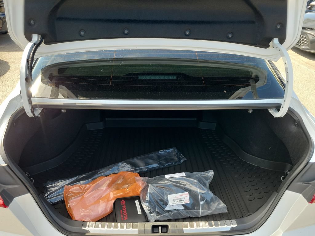 New 2026 Toyota Camry XSE FWD image 29