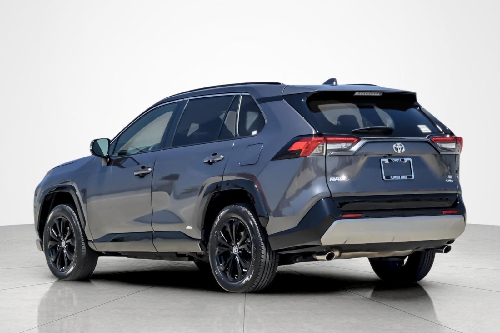Certified 2025 Toyota RAV4 SE w/ Convenience Package AWD/4WD image 3