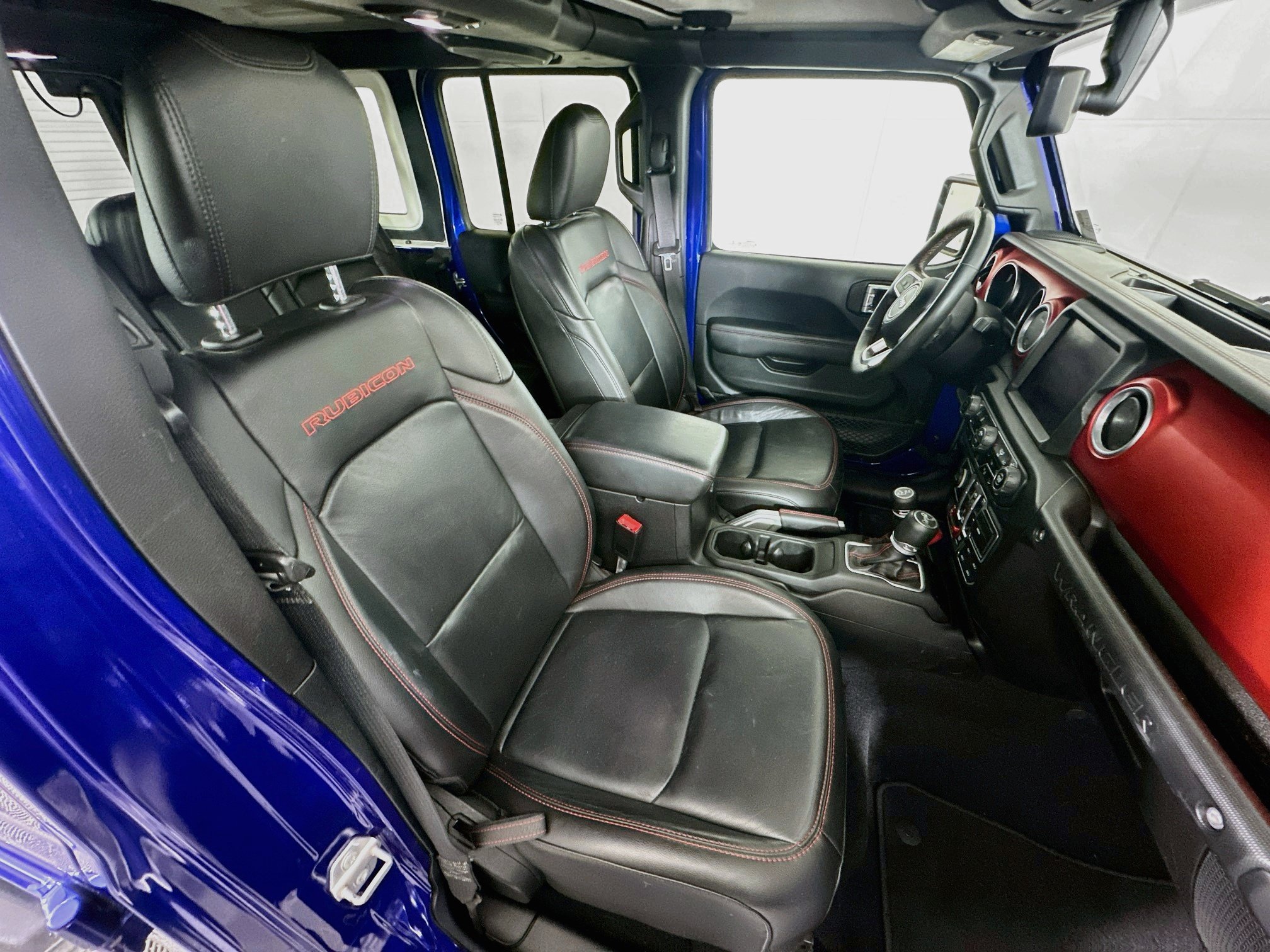 Used 2018 Jeep Wrangler Unlimited Rubicon AWD/4WD image 30