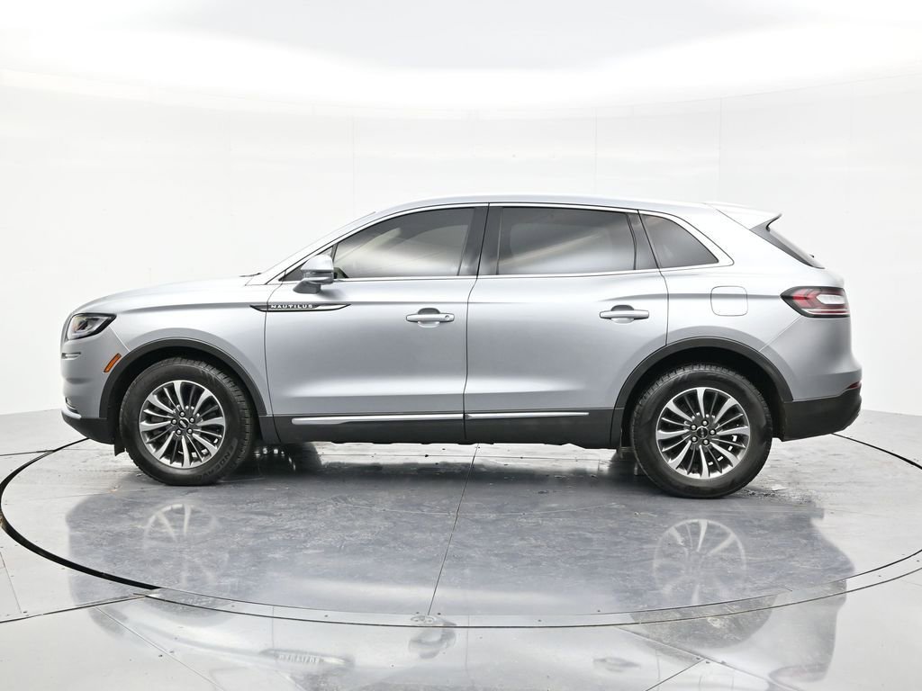 Used 2022 Lincoln Nautilus AWD w/ Premium Package image 8