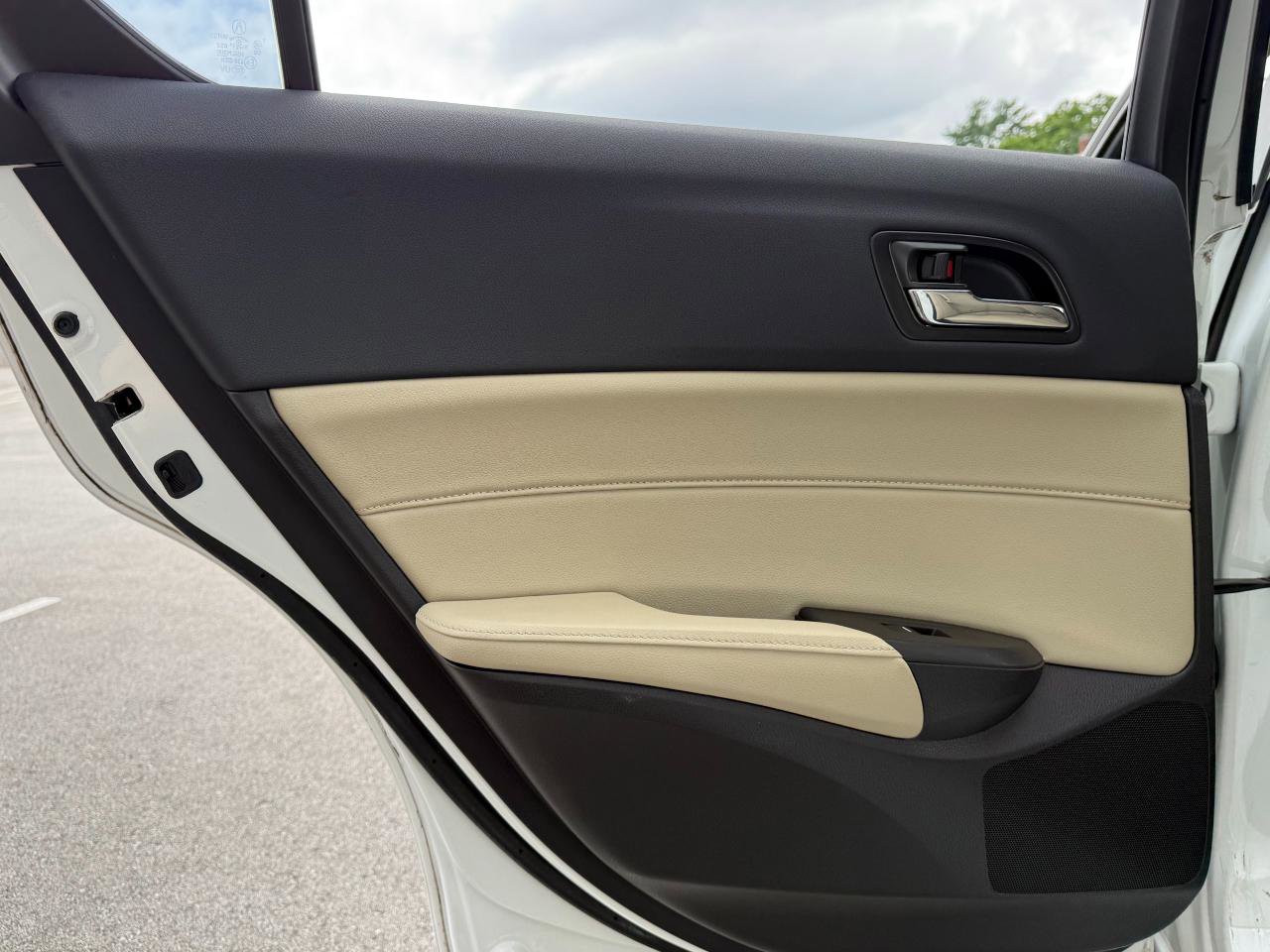 Used 2018 Acura ILX FWD image 24