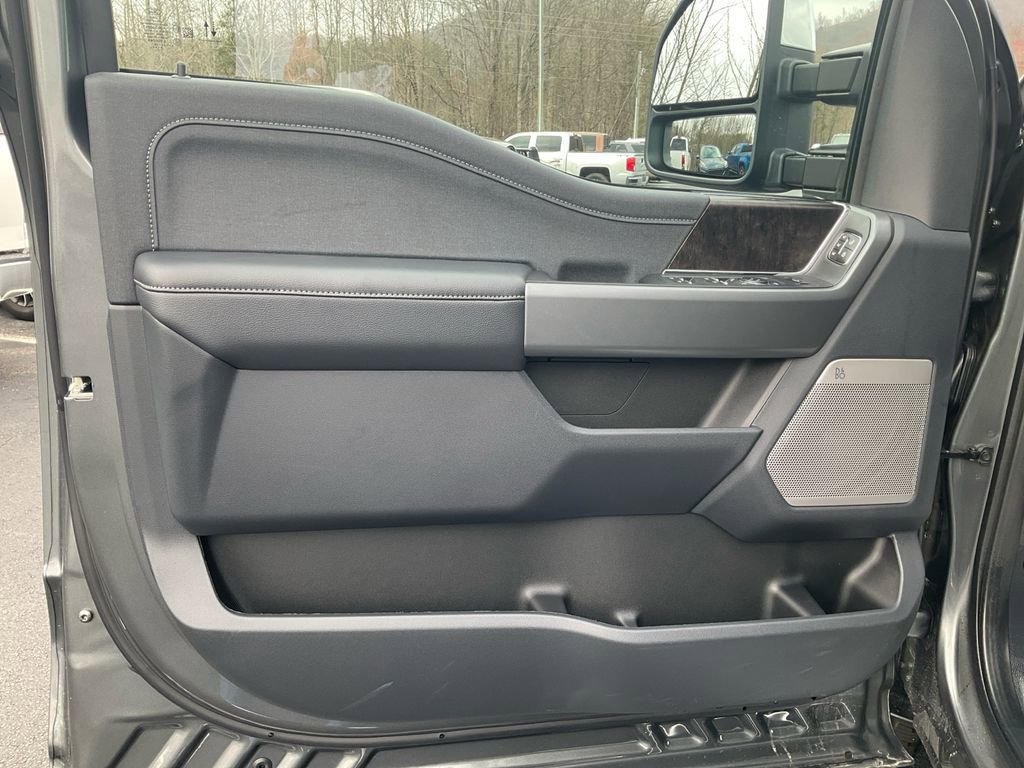 New 2026 Ford F250 Lariat image 17